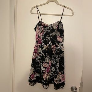 Princess Vera Wang (I think was sold in macys) size 5